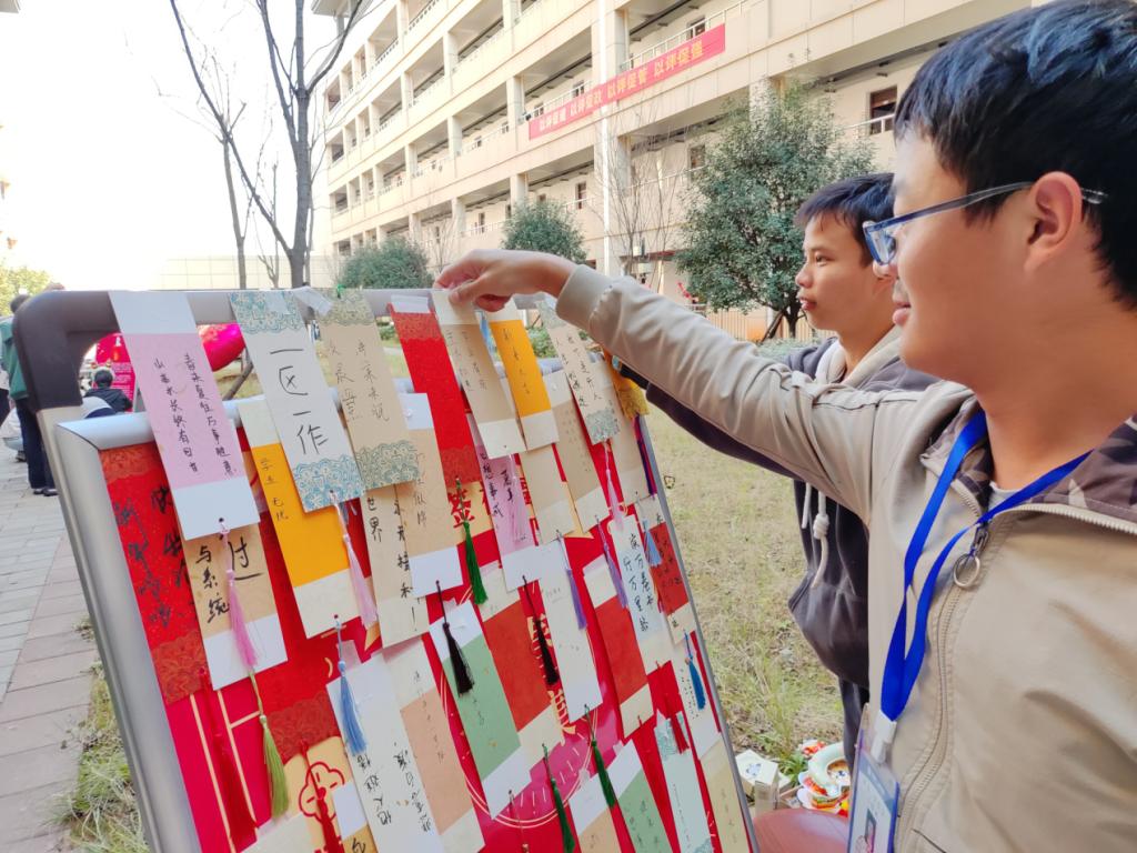 西瓜视频
新春传统文化市集精彩纷呈_fororder_图片4
